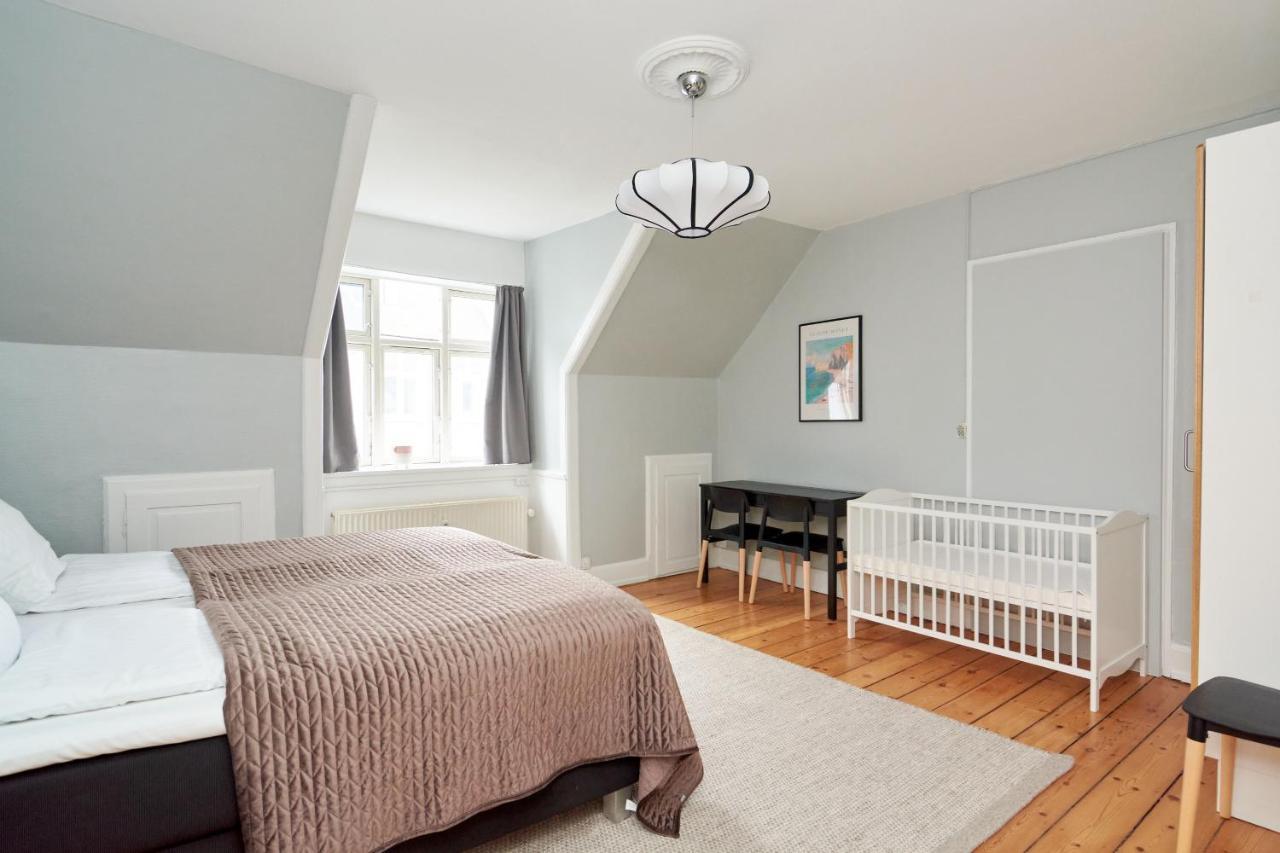 Stylish 5 Person Apartment In Vibrant Urban Area Kopenhagen Buitenkant foto
